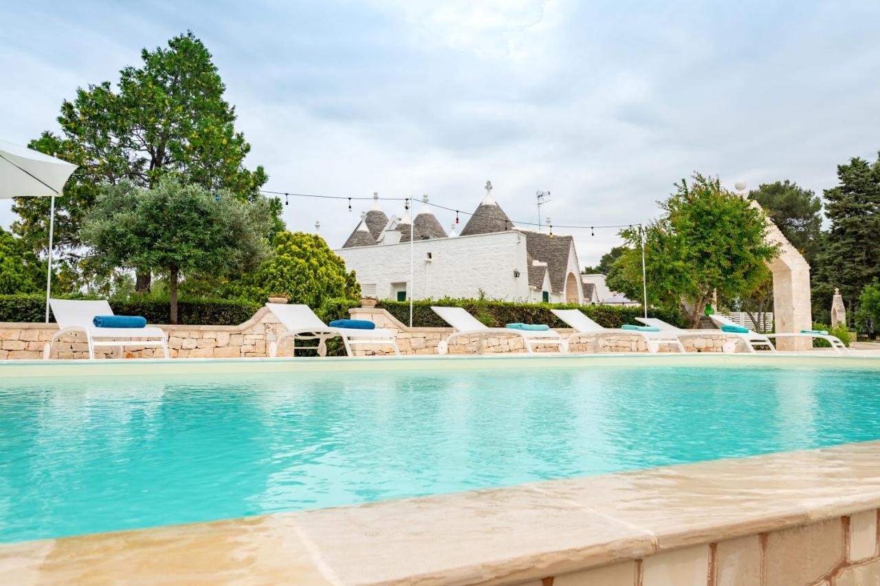 Trullo Il Focolare In Masseria Cisternino Exteriör bild